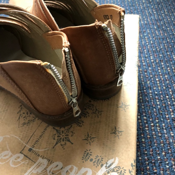 Free people Lost valley ankle boot Sz 7 - Picture 4 of 5